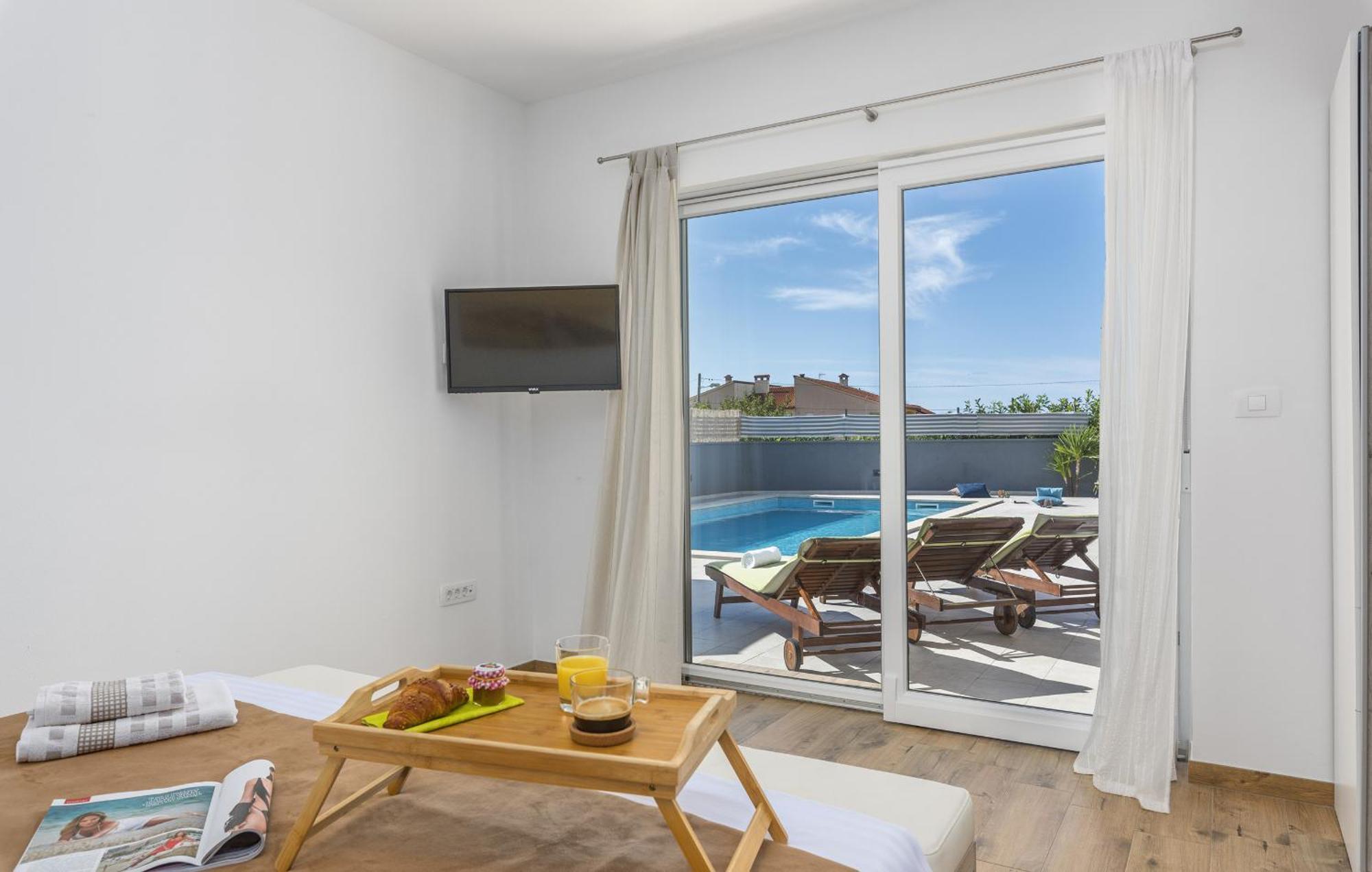 Modern Villa Ol&Ju For 9 Persons In Pula Only 1.5 Km From The Beach With Pool Heating 外观 照片